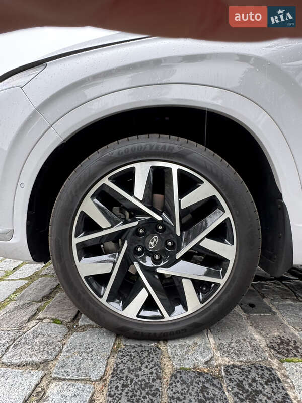 Позашляховик / Кросовер Hyundai Santa FE 2020 в Києві