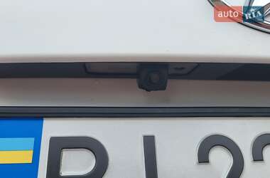 Внедорожник / Кроссовер Hyundai Santa FE 2014 в 