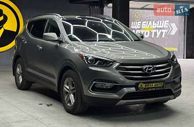 Позашляховик / Кросовер Hyundai Santa FE 2017 в Чернівцях