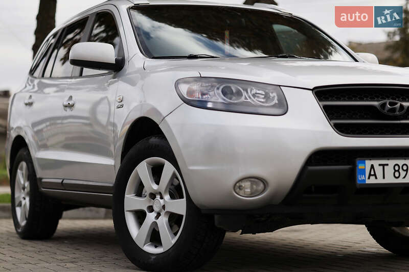 Внедорожник / Кроссовер Hyundai Santa FE 2007 в Ивано-Франковске