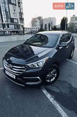 Внедорожник / Кроссовер Hyundai Santa FE 2018 в Киеве