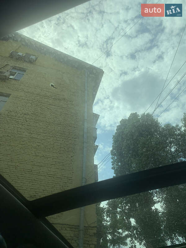 Позашляховик / Кросовер Hyundai Santa FE 2014 в Києві