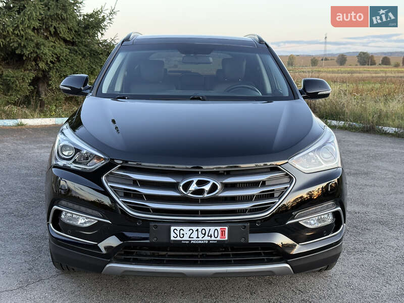 Внедорожник / Кроссовер Hyundai Santa FE 2015 в Радивилове