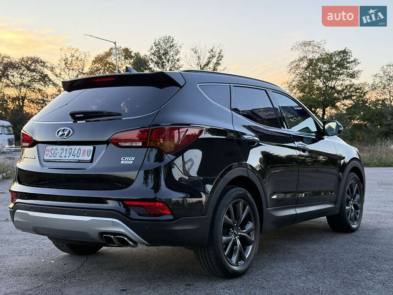 Внедорожник / Кроссовер Hyundai Santa FE 2015 в Радивилове