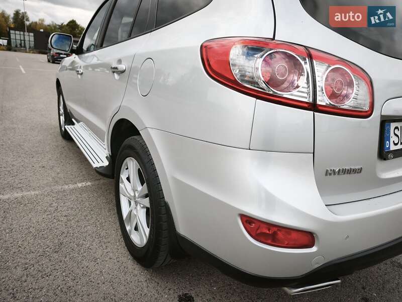 Внедорожник / Кроссовер Hyundai Santa FE 2010 в Ковеле