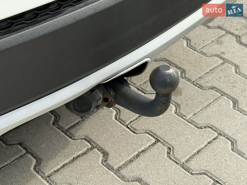 Внедорожник / Кроссовер Hyundai Santa FE 2014 в Ровно