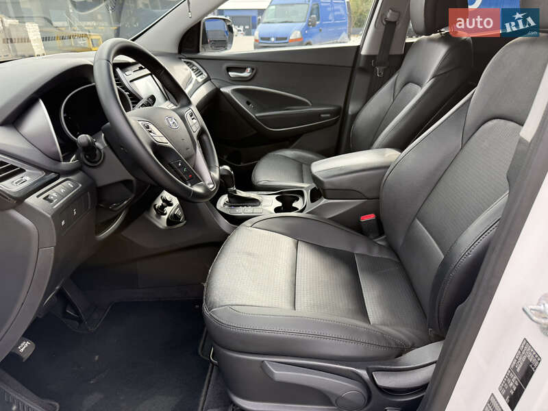 Внедорожник / Кроссовер Hyundai Santa FE 2014 в Ровно
