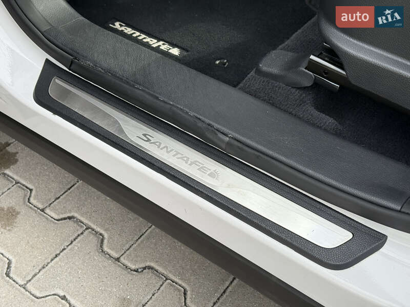 Внедорожник / Кроссовер Hyundai Santa FE 2014 в Ровно