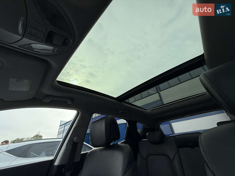 Внедорожник / Кроссовер Hyundai Santa FE 2014 в Ровно