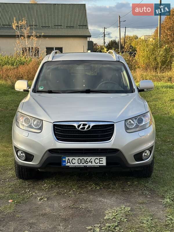 Позашляховик / Кросовер Hyundai Santa FE 2010 в Луцьку фото 3 Позашляховик / Кросовер Hyundai Santa FE 2010 в Луцьку