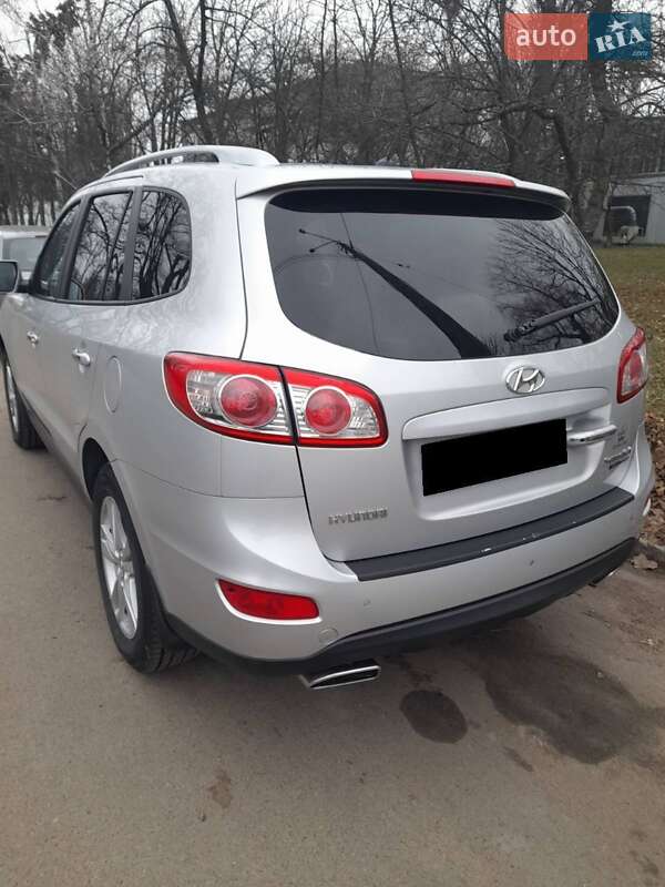 Позашляховик / Кросовер Hyundai Santa FE 2010 в Києві фото 4 Позашляховик / Кросовер Hyundai Santa FE 2010 в Києві