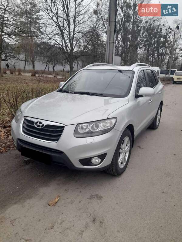 Позашляховик / Кросовер Hyundai Santa FE 2010 в Києві фото 6 Позашляховик / Кросовер Hyundai Santa FE 2010 в Києві