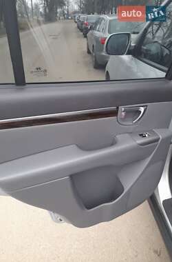 Внедорожник / Кроссовер Hyundai Santa FE 2010 в 