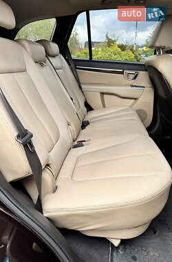 Внедорожник / Кроссовер Hyundai Santa FE 2011 в 