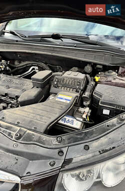Внедорожник / Кроссовер Hyundai Santa FE 2011 в 