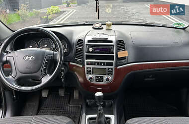 Внедорожник / Кроссовер Hyundai Santa FE 2009 в 