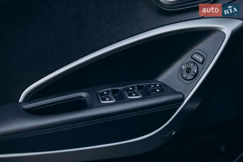 Внедорожник / Кроссовер Hyundai Santa FE 2014 в Тернополе фото 8 Внедорожник / Кроссовер Hyundai Santa FE 2014 в Тернополе