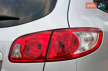 Внедорожник / Кроссовер Hyundai Santa FE 2009 в 
