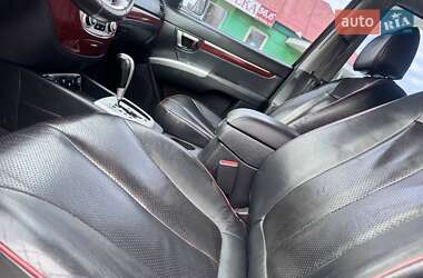 Внедорожник / Кроссовер Hyundai Santa FE 2009 в 