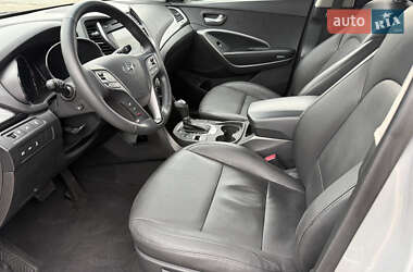 Внедорожник / Кроссовер Hyundai Santa FE 2014 в 