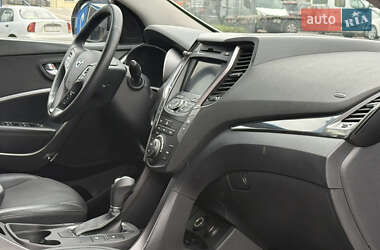 Внедорожник / Кроссовер Hyundai Santa FE 2014 в 