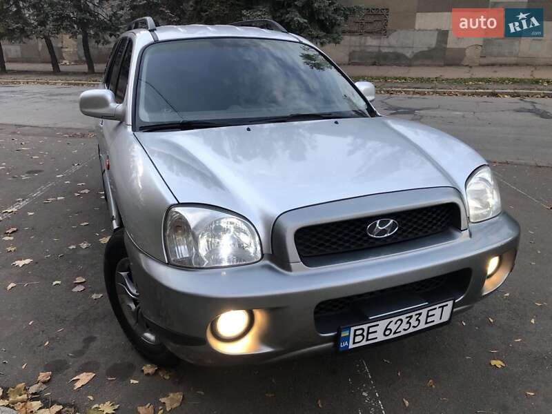 Внедорожник / Кроссовер Hyundai Santa FE 2005 в Николаеве