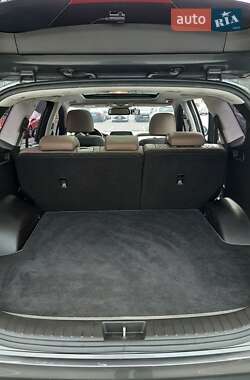 Внедорожник / Кроссовер Hyundai Santa FE 2019 в 