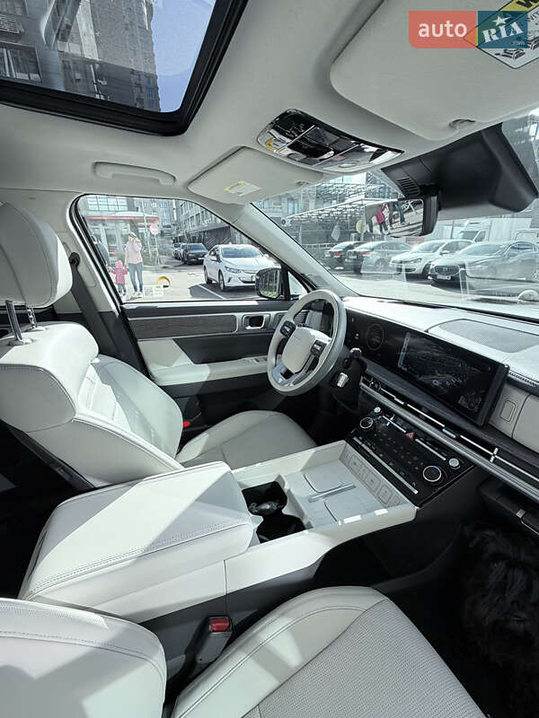 Внедорожник / Кроссовер Hyundai Santa FE 2024 в Киеве