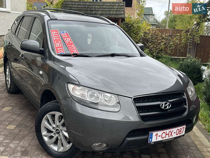 Внедорожник / Кроссовер Hyundai Santa FE 2009 в 