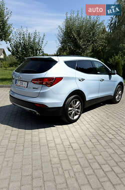 Внедорожник / Кроссовер Hyundai Santa FE 2012 в 