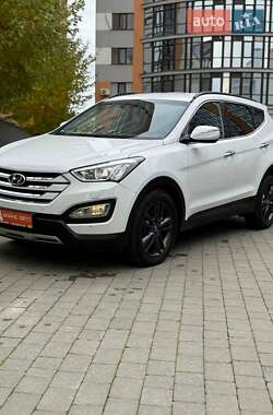 Позашляховик / Кросовер Hyundai Santa FE 2014 в Івано-Франківську