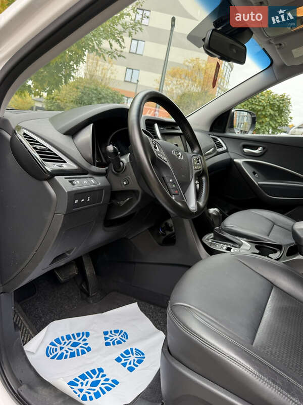 Внедорожник / Кроссовер Hyundai Santa FE 2014 в Ивано-Франковске фото 13 Внедорожник / Кроссовер Hyundai Santa FE 2014 в Ивано-Франковске