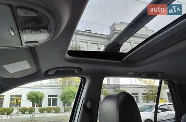 Внедорожник / Кроссовер Hyundai Santa FE 2011 в 