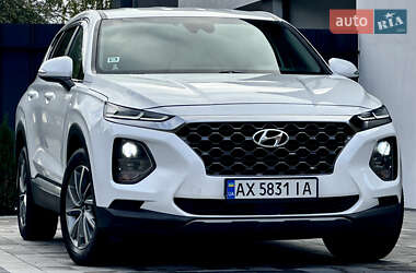 Внедорожник / Кроссовер Hyundai Santa FE 2019 в Ровно