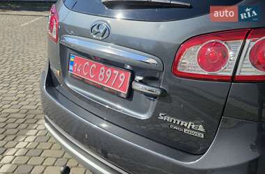 Внедорожник / Кроссовер Hyundai Santa FE 2012 в 