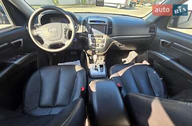 Внедорожник / Кроссовер Hyundai Santa FE 2012 в 