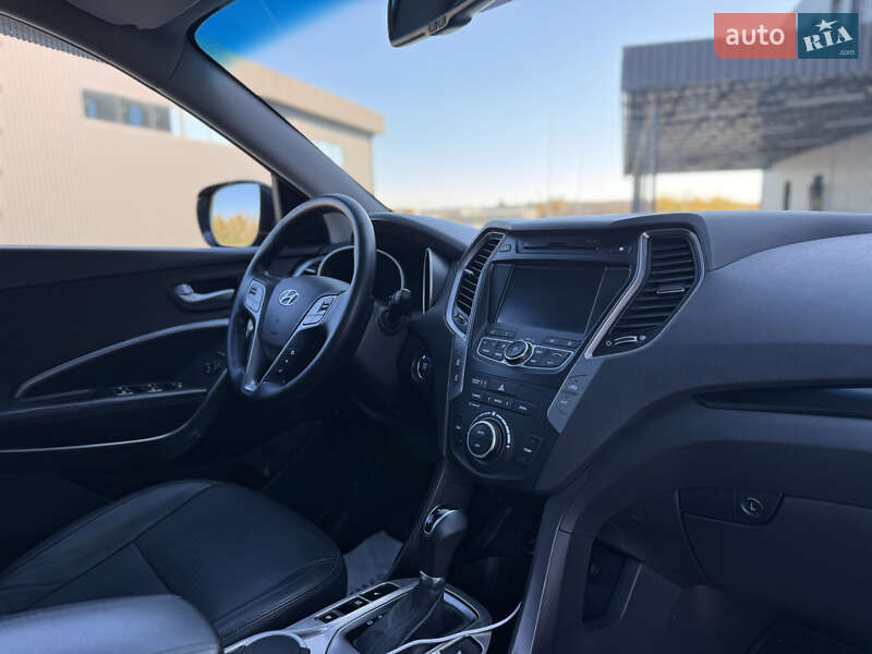 Внедорожник / Кроссовер Hyundai Santa FE 2013 в Дубно фото 24 Внедорожник / Кроссовер Hyundai Santa FE 2013 в Дубно