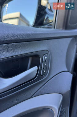 Позашляховик / Кросовер Hyundai Santa FE 2013 в  фото 40 Позашляховик / Кросовер Hyundai Santa FE 2013 в