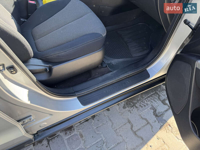 Внедорожник / Кроссовер Hyundai Santa FE 2005 в Новояворовске