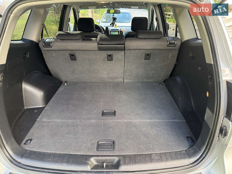 Внедорожник / Кроссовер Hyundai Santa FE 2005 в Новояворовске