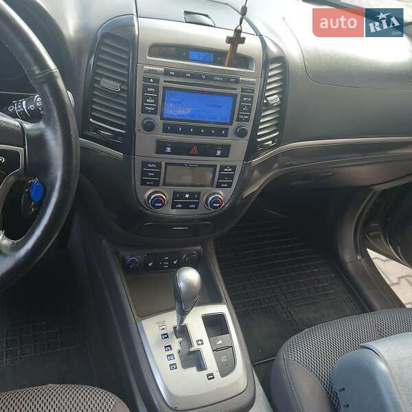 Внедорожник / Кроссовер Hyundai Santa FE 2011 в Хмельницком