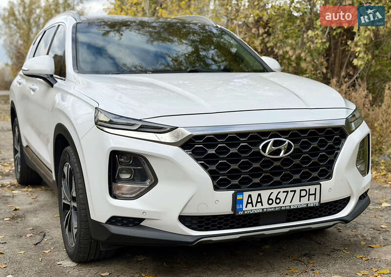 Внедорожник / Кроссовер Hyundai Santa FE 2018 в Киеве