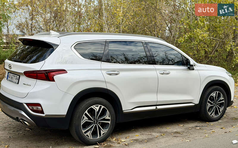Внедорожник / Кроссовер Hyundai Santa FE 2018 в Киеве