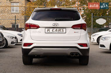 Внедорожник / Кроссовер Hyundai Santa FE 2015 в 