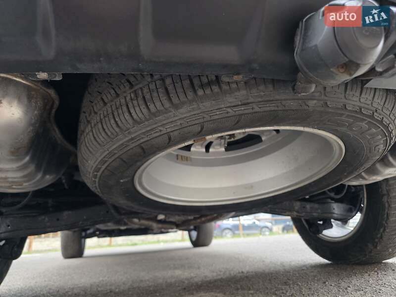 Внедорожник / Кроссовер Hyundai Santa FE 2011 в Луцке