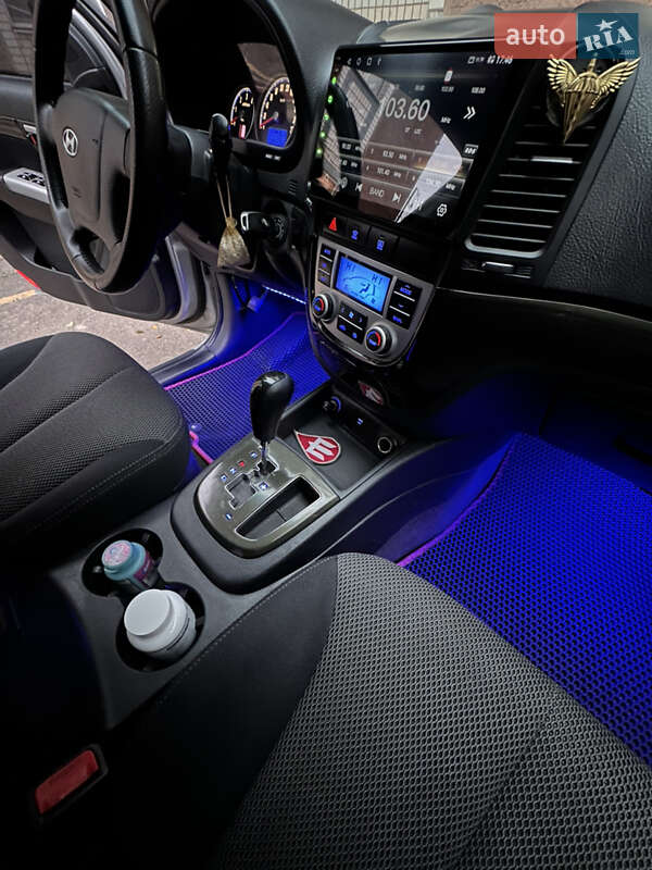 Внедорожник / Кроссовер Hyundai Santa FE 2006 в Кривом Роге