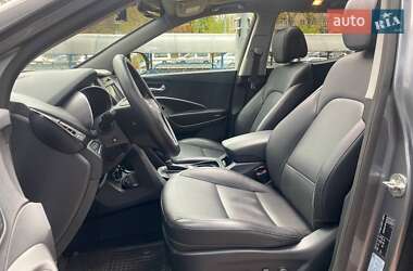 Внедорожник / Кроссовер Hyundai Santa FE 2015 в 