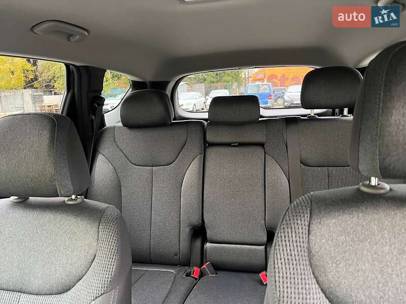 Позашляховик / Кросовер Hyundai Santa FE 2020 в Києві