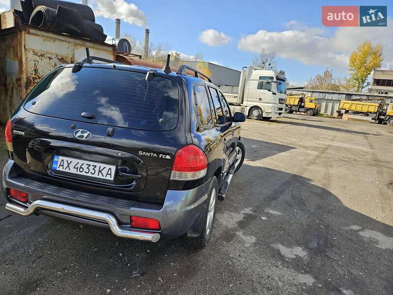 Внедорожник / Кроссовер Hyundai Santa FE 2005 в Харькове