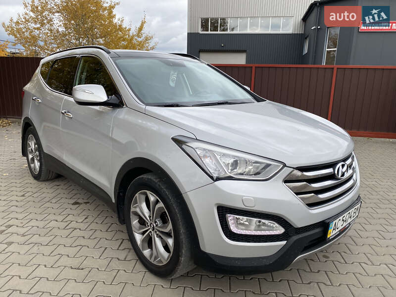 Внедорожник / Кроссовер Hyundai Santa FE 2014 в Луцке фото 3 Внедорожник / Кроссовер Hyundai Santa FE 2014 в Луцке